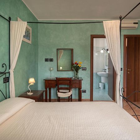 B&B Villa Barbarossa Petrignano Exteriör bild
