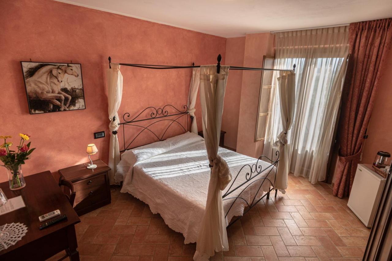 B&B Villa Barbarossa Petrignano Exteriör bild